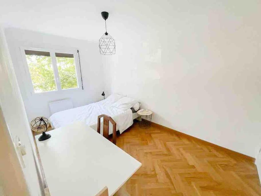 Appartement Spacieux Avec Parking Gratuit Sète Eksteriør bilde